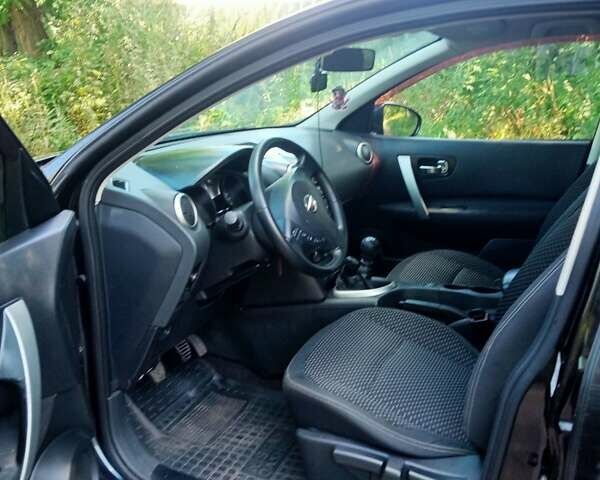 Чорний Ніссан Кашкай, об'ємом двигуна 2 л та пробігом 180 тис. км за 8500 $, фото 8 на Automoto.ua