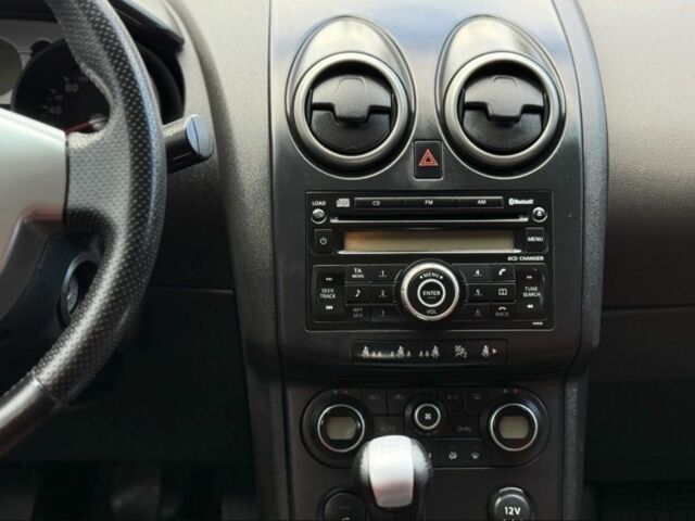 Чорний Ніссан Кашкай, об'ємом двигуна 2 л та пробігом 220 тис. км за 9200 $, фото 3 на Automoto.ua