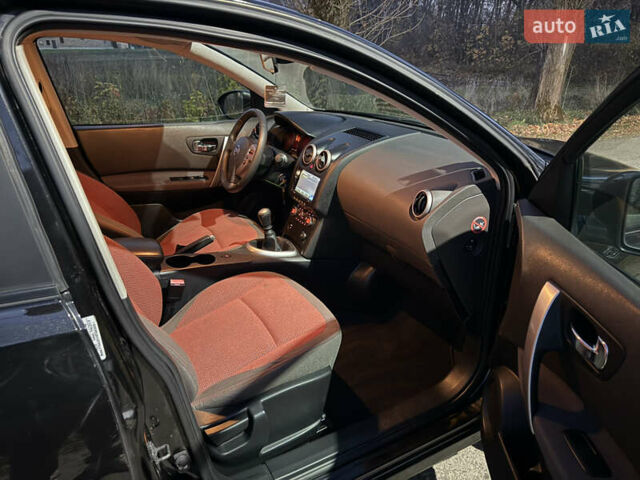 Чорний Ніссан Кашкай, об'ємом двигуна 0 л та пробігом 240 тис. км за 8600 $, фото 10 на Automoto.ua