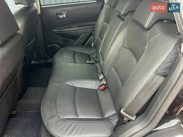 Черный Ниссан Кашкай, объемом двигателя 2 л и пробегом 127 тыс. км за 8700 $, фото 60 на Automoto.ua