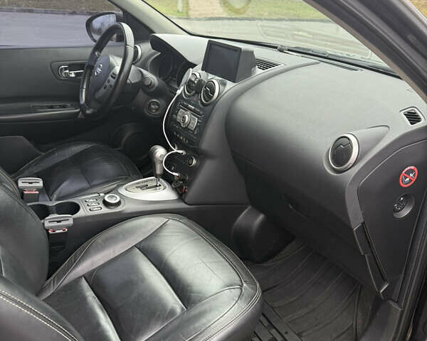 Черный Ниссан Кашкай, объемом двигателя 2 л и пробегом 295 тыс. км за 9200 $, фото 11 на Automoto.ua