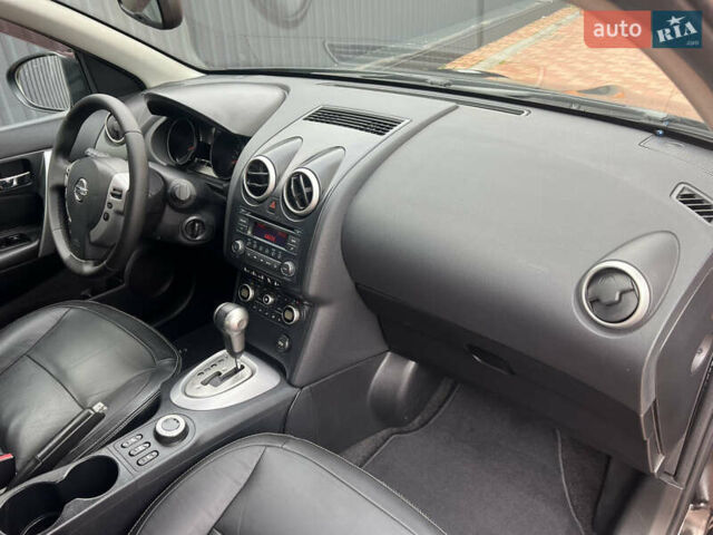 Черный Ниссан Кашкай, объемом двигателя 2 л и пробегом 127 тыс. км за 8700 $, фото 48 на Automoto.ua