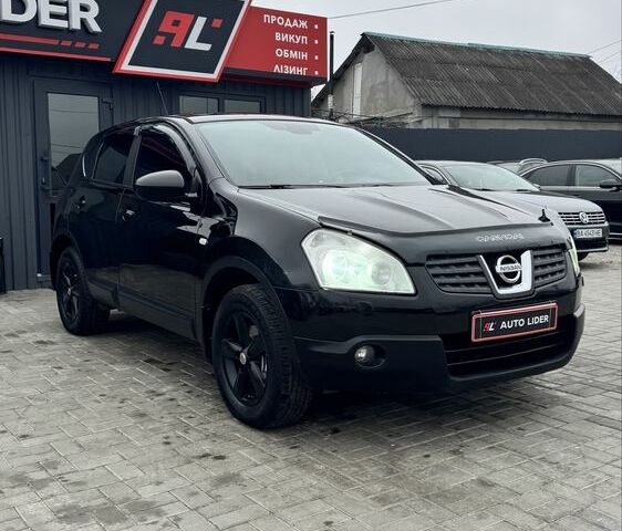 Черный Ниссан Кашкай, объемом двигателя 2 л и пробегом 215 тыс. км за 8300 $, фото 1 на Automoto.ua