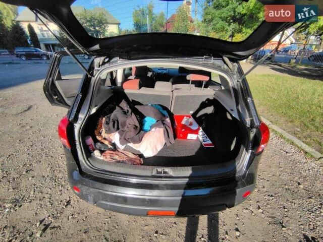 Чорний Ніссан Кашкай, об'ємом двигуна 2 л та пробігом 236 тис. км за 8000 $, фото 6 на Automoto.ua