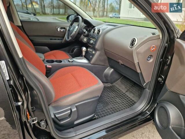 Черный Ниссан Кашкай, объемом двигателя 2 л и пробегом 65 тыс. км за 10400 $, фото 46 на Automoto.ua