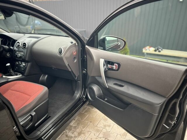 Черный Ниссан Кашкай, объемом двигателя 1.5 л и пробегом 240 тыс. км за 8000 $, фото 11 на Automoto.ua