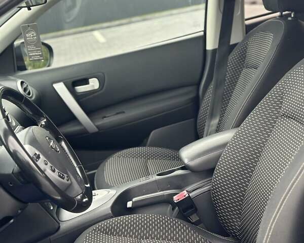 Черный Ниссан Кашкай, объемом двигателя 2 л и пробегом 225 тыс. км за 8600 $, фото 3 на Automoto.ua