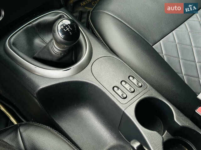 Черный Ниссан Кашкай, объемом двигателя 2 л и пробегом 329 тыс. км за 7200 $, фото 30 на Automoto.ua