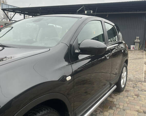 Черный Ниссан Кашкай, объемом двигателя 1.5 л и пробегом 244 тыс. км за 8500 $, фото 3 на Automoto.ua