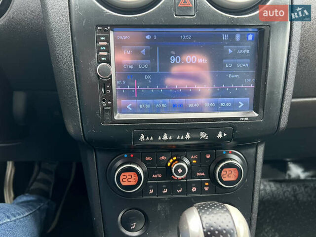 Чорний Ніссан Кашкай, об'ємом двигуна 2 л та пробігом 223 тис. км за 8700 $, фото 23 на Automoto.ua