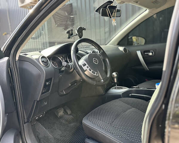 Черный Ниссан Кашкай, объемом двигателя 2 л и пробегом 192 тыс. км за 8920 $, фото 13 на Automoto.ua