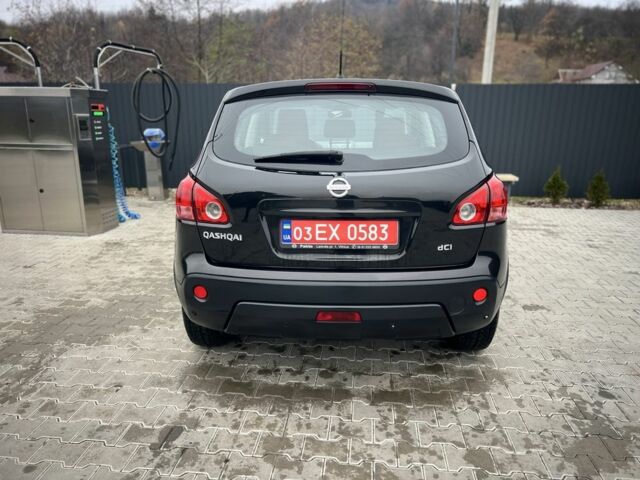 Черный Ниссан Кашкай, объемом двигателя 1.5 л и пробегом 240 тыс. км за 8000 $, фото 5 на Automoto.ua