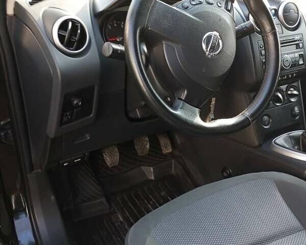 Чорний Ніссан Кашкай, об'ємом двигуна 1.6 л та пробігом 131 тис. км за 8700 $, фото 2 на Automoto.ua