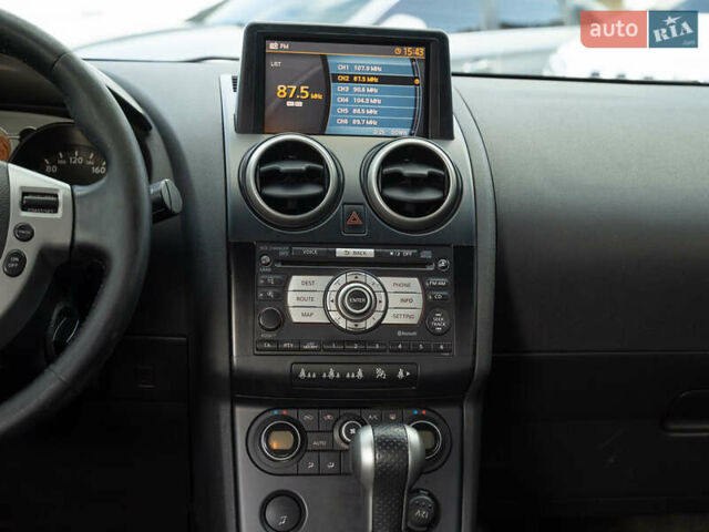 Черный Ниссан Кашкай, объемом двигателя 2 л и пробегом 175 тыс. км за 8400 $, фото 19 на Automoto.ua