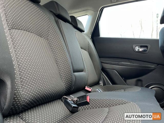 Черный Ниссан Кашкай, объемом двигателя 1.5 л и пробегом 290 тыс. км за 8600 $, фото 19 на Automoto.ua