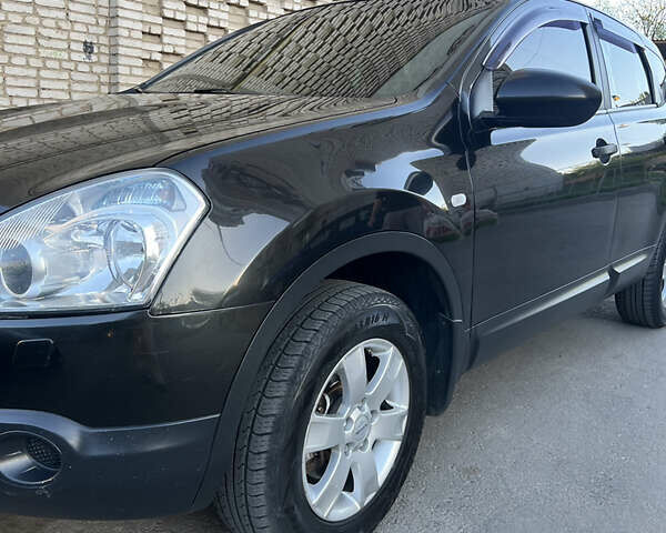 Черный Ниссан Кашкай, объемом двигателя 2 л и пробегом 126 тыс. км за 9850 $, фото 5 на Automoto.ua