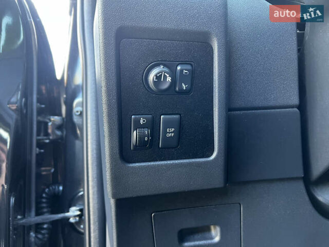 Черный Ниссан Кашкай, объемом двигателя 2 л и пробегом 202 тыс. км за 9500 $, фото 23 на Automoto.ua