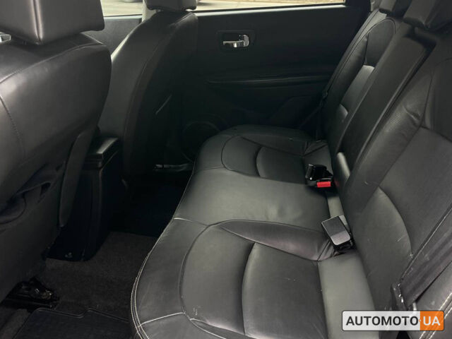 Черный Ниссан Кашкай, объемом двигателя 1.6 л и пробегом 284 тыс. км за 10300 $, фото 12 на Automoto.ua