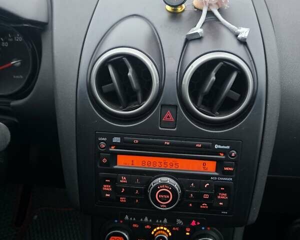 Чорний Ніссан Кашкай, об'ємом двигуна 2 л та пробігом 300 тис. км за 7900 $, фото 23 на Automoto.ua