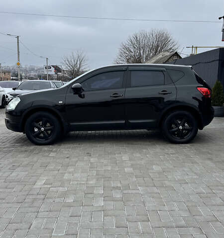 Чорний Ніссан Кашкай, об'ємом двигуна 2 л та пробігом 215 тис. км за 8300 $, фото 2 на Automoto.ua