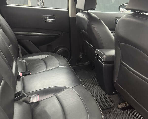 Черный Ниссан Кашкай, объемом двигателя 1.5 л и пробегом 244 тыс. км за 8500 $, фото 11 на Automoto.ua