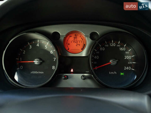 Черный Ниссан Кашкай, объемом двигателя 2 л и пробегом 175 тыс. км за 8400 $, фото 11 на Automoto.ua