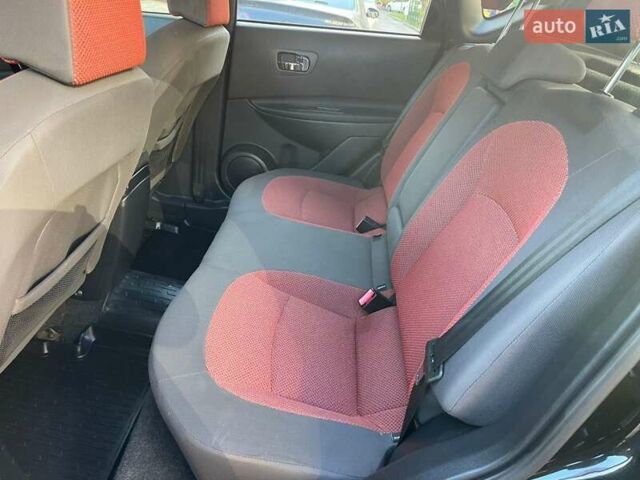 Черный Ниссан Кашкай, объемом двигателя 2 л и пробегом 167 тыс. км за 7900 $, фото 28 на Automoto.ua