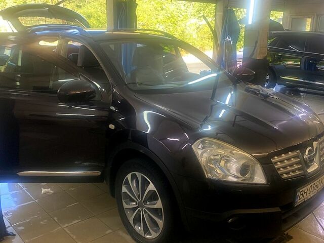 Черный Ниссан Кашкай, объемом двигателя 2 л и пробегом 212 тыс. км за 7800 $, фото 7 на Automoto.ua