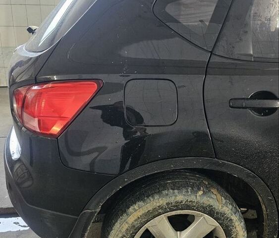 Чорний Ніссан Кашкай, об'ємом двигуна 2 л та пробігом 200 тис. км за 4999 $, фото 4 на Automoto.ua