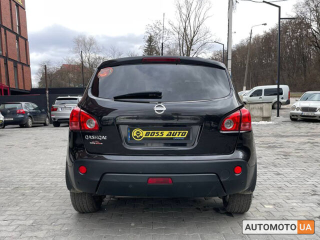 Черный Ниссан Кашкай, объемом двигателя 1.6 л и пробегом 284 тыс. км за 10300 $, фото 4 на Automoto.ua