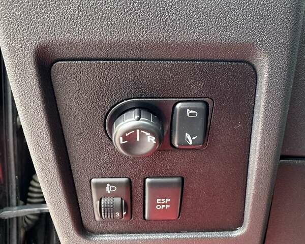 Черный Ниссан Кашкай, объемом двигателя 2 л и пробегом 251 тыс. км за 8500 $, фото 40 на Automoto.ua