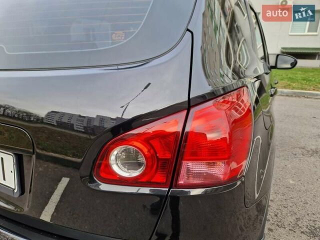 Черный Ниссан Кашкай, объемом двигателя 2 л и пробегом 65 тыс. км за 10400 $, фото 33 на Automoto.ua