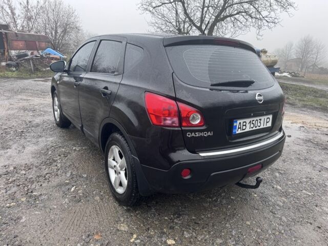 Черный Ниссан Кашкай, объемом двигателя 2 л и пробегом 206 тыс. км за 7200 $, фото 7 на Automoto.ua