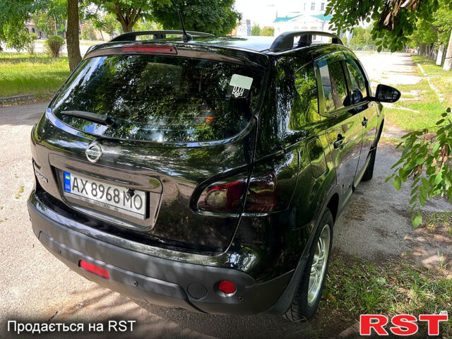 Черный Ниссан Кашкай, объемом двигателя 1.6 л и пробегом 214 тыс. км за 7500 $, фото 1 на Automoto.ua