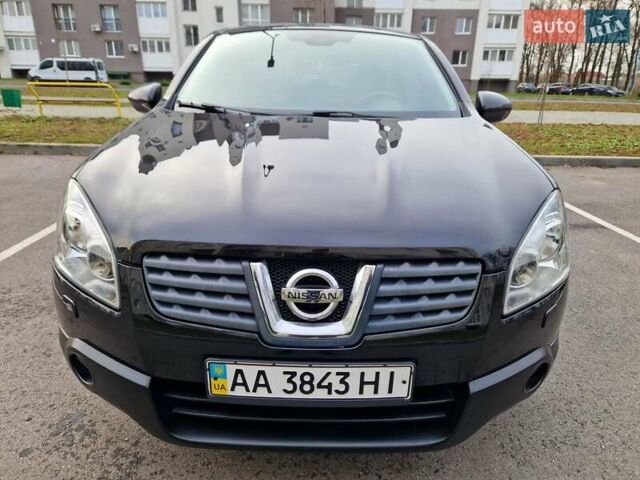 Черный Ниссан Кашкай, объемом двигателя 2 л и пробегом 65 тыс. км за 10400 $, фото 4 на Automoto.ua