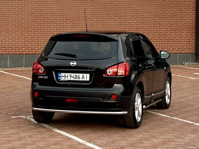 Черный Ниссан Кашкай, объемом двигателя 2 л и пробегом 127 тыс. км за 8700 $, фото 6 на Automoto.ua