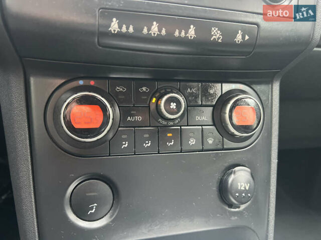 Черный Ниссан Кашкай, объемом двигателя 2 л и пробегом 127 тыс. км за 8700 $, фото 72 на Automoto.ua