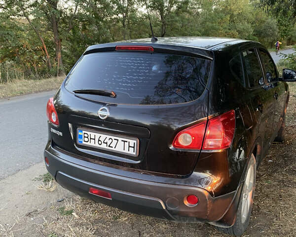 Черный Ниссан Кашкай, объемом двигателя 1.99 л и пробегом 196 тыс. км за 7000 $, фото 3 на Automoto.ua