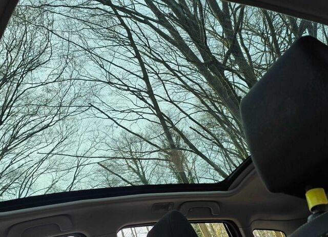 Черный Ниссан Кашкай, объемом двигателя 2 л и пробегом 334 тыс. км за 2750 $, фото 7 на Automoto.ua