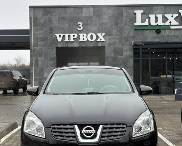 Черный Ниссан Кашкай, объемом двигателя 2 л и пробегом 150 тыс. км за 9200 $, фото 1 на Automoto.ua