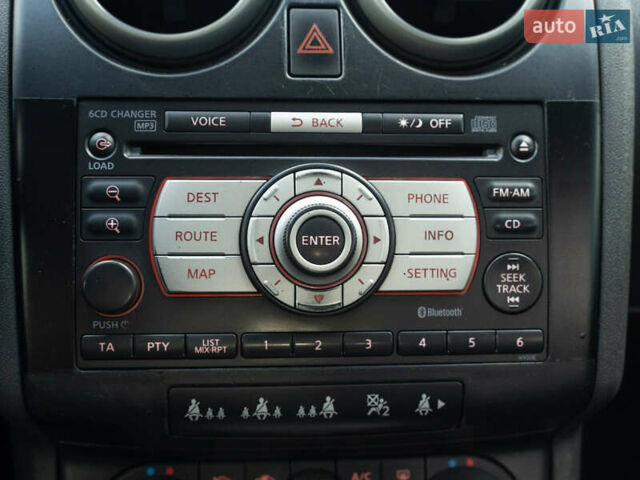 Черный Ниссан Кашкай, объемом двигателя 2 л и пробегом 175 тыс. км за 8400 $, фото 15 на Automoto.ua