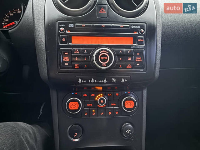 Чорний Ніссан Кашкай, об'ємом двигуна 2 л та пробігом 287 тис. км за 7500 $, фото 18 на Automoto.ua