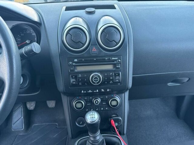 Чорний Ніссан Кашкай, об'ємом двигуна 1.5 л та пробігом 223 тис. км за 7700 $, фото 5 на Automoto.ua