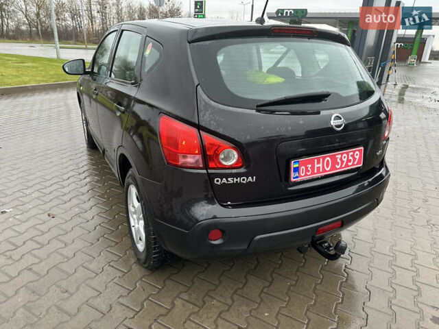 Черный Ниссан Кашкай, объемом двигателя 1.5 л и пробегом 228 тыс. км за 8500 $, фото 7 на Automoto.ua