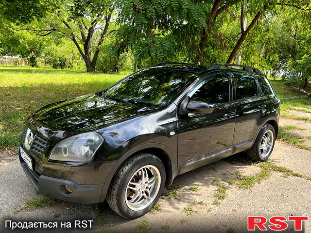 Черный Ниссан Кашкай, объемом двигателя 1.6 л и пробегом 214 тыс. км за 7500 $, фото 5 на Automoto.ua