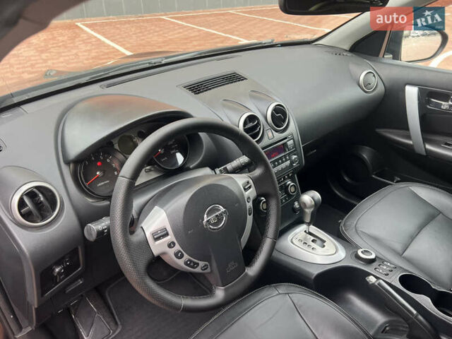 Черный Ниссан Кашкай, объемом двигателя 2 л и пробегом 127 тыс. км за 8700 $, фото 42 на Automoto.ua