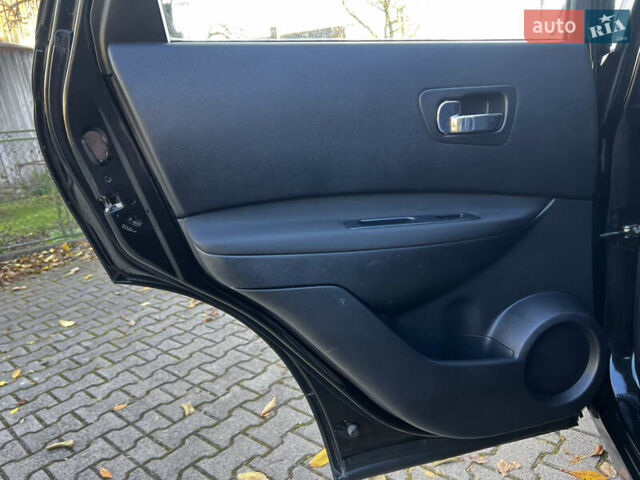 Черный Ниссан Кашкай, объемом двигателя 2 л и пробегом 202 тыс. км за 9500 $, фото 25 на Automoto.ua