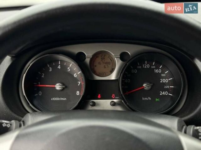 Чорний Ніссан Кашкай, об'ємом двигуна 2 л та пробігом 167 тис. км за 8200 $, фото 24 на Automoto.ua