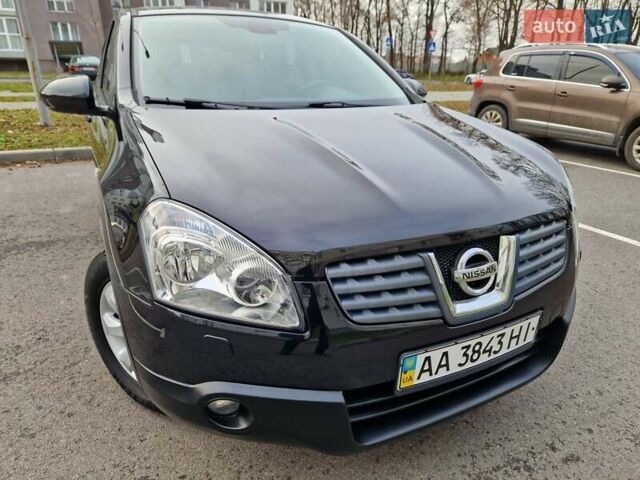 Черный Ниссан Кашкай, объемом двигателя 2 л и пробегом 65 тыс. км за 10400 $, фото 1 на Automoto.ua