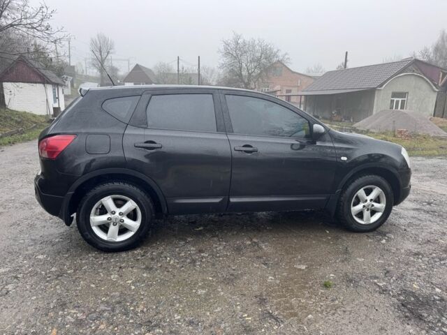 Черный Ниссан Кашкай, объемом двигателя 2 л и пробегом 206 тыс. км за 7200 $, фото 4 на Automoto.ua